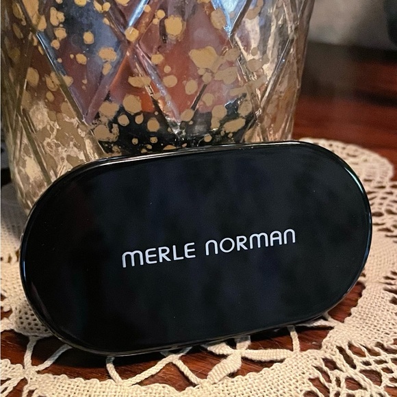 Merle Norman Eye Shadow Mirror Compact Trio; Ice, Rosewater, Silver Dollar; New - Picture 4 of 11